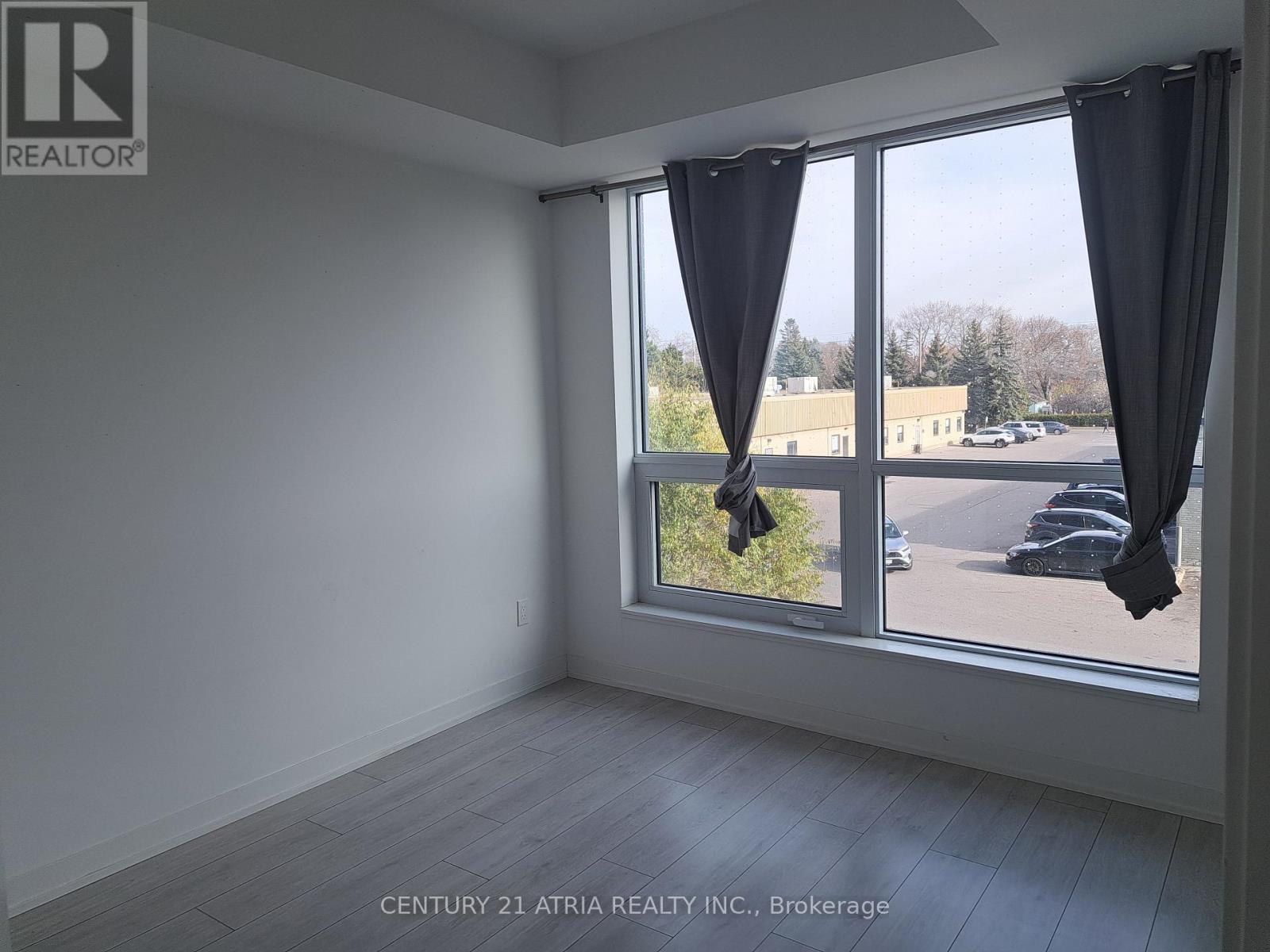 209 - 31 Tippett Road, Toronto, Ontario  M3H 0C8 - Photo 4 - C12743504