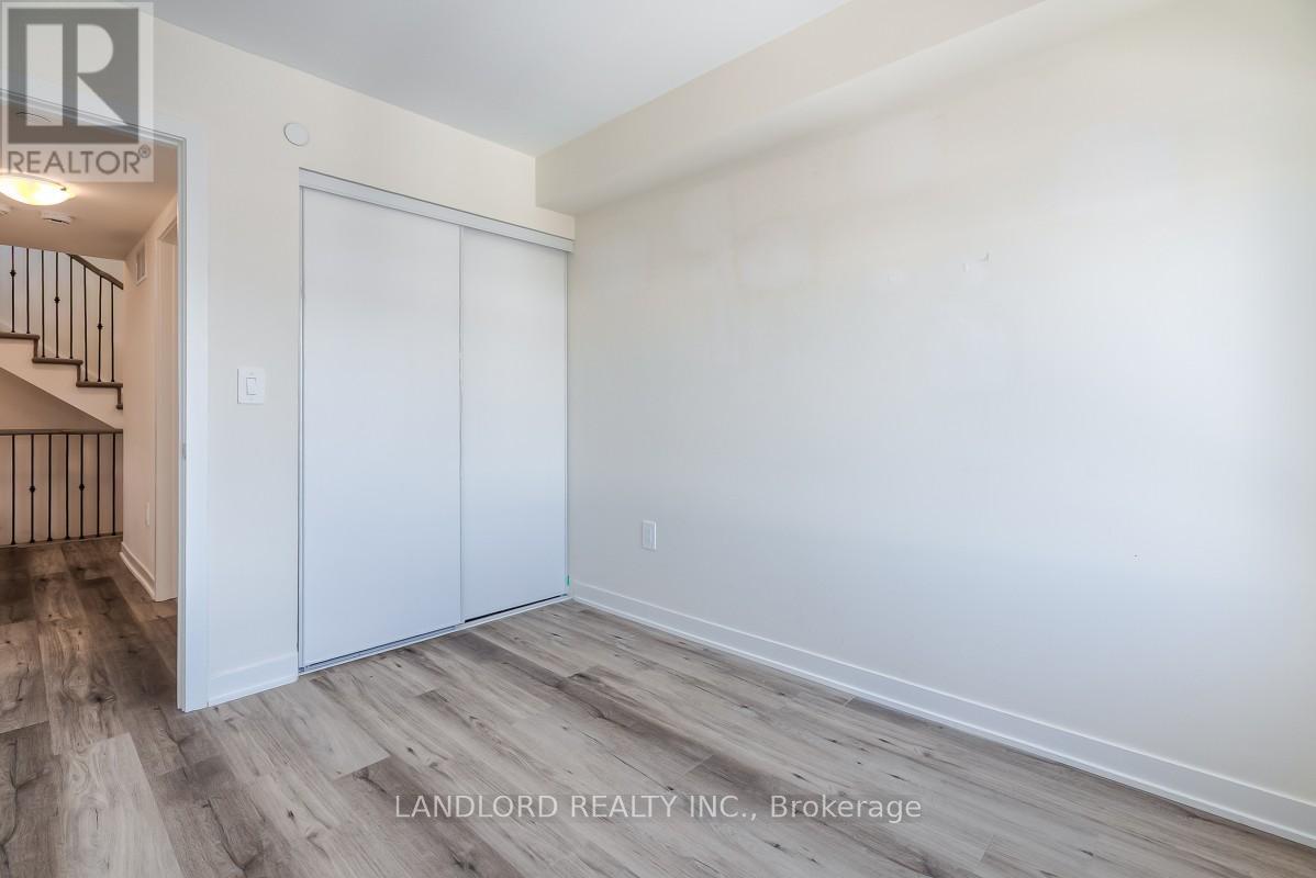 323 - 1695 Dersan Street, Pickering, Ontario  L1X 0S9 - Photo 18 - E12743414