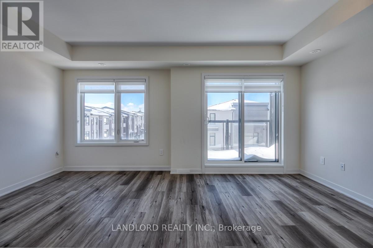 323 - 1695 Dersan Street, Pickering, Ontario  L1X 0S9 - Photo 2 - E12743414