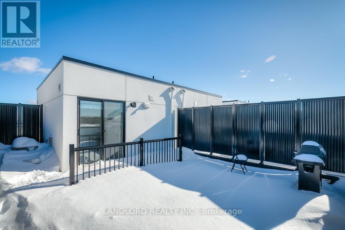 323 - 1695 Dersan Street, Pickering, Ontario  L1X 0S9 - Photo 23 - E12743414