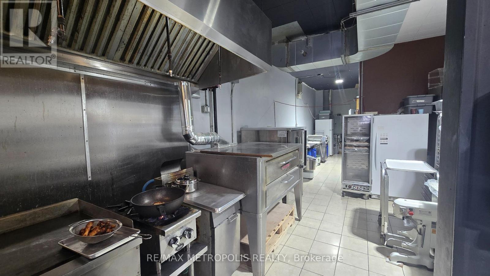 153 Morningside Avenue, Toronto, Ontario  M1E 3C8 - Photo 10 - E12743424