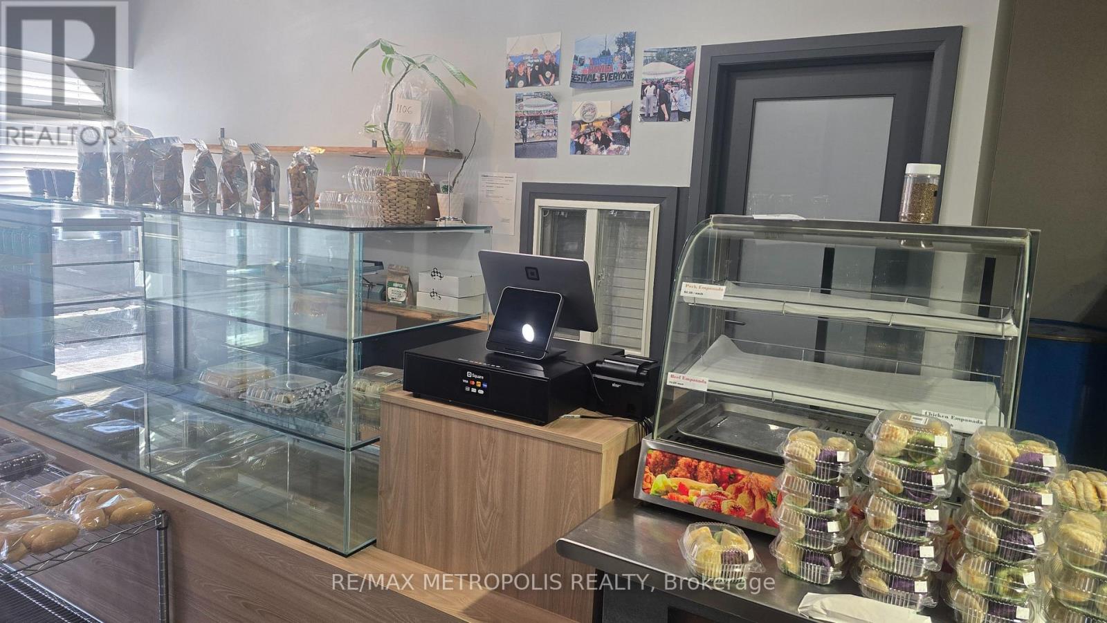 153 Morningside Avenue, Toronto, Ontario  M1E 3C8 - Photo 2 - E12743424