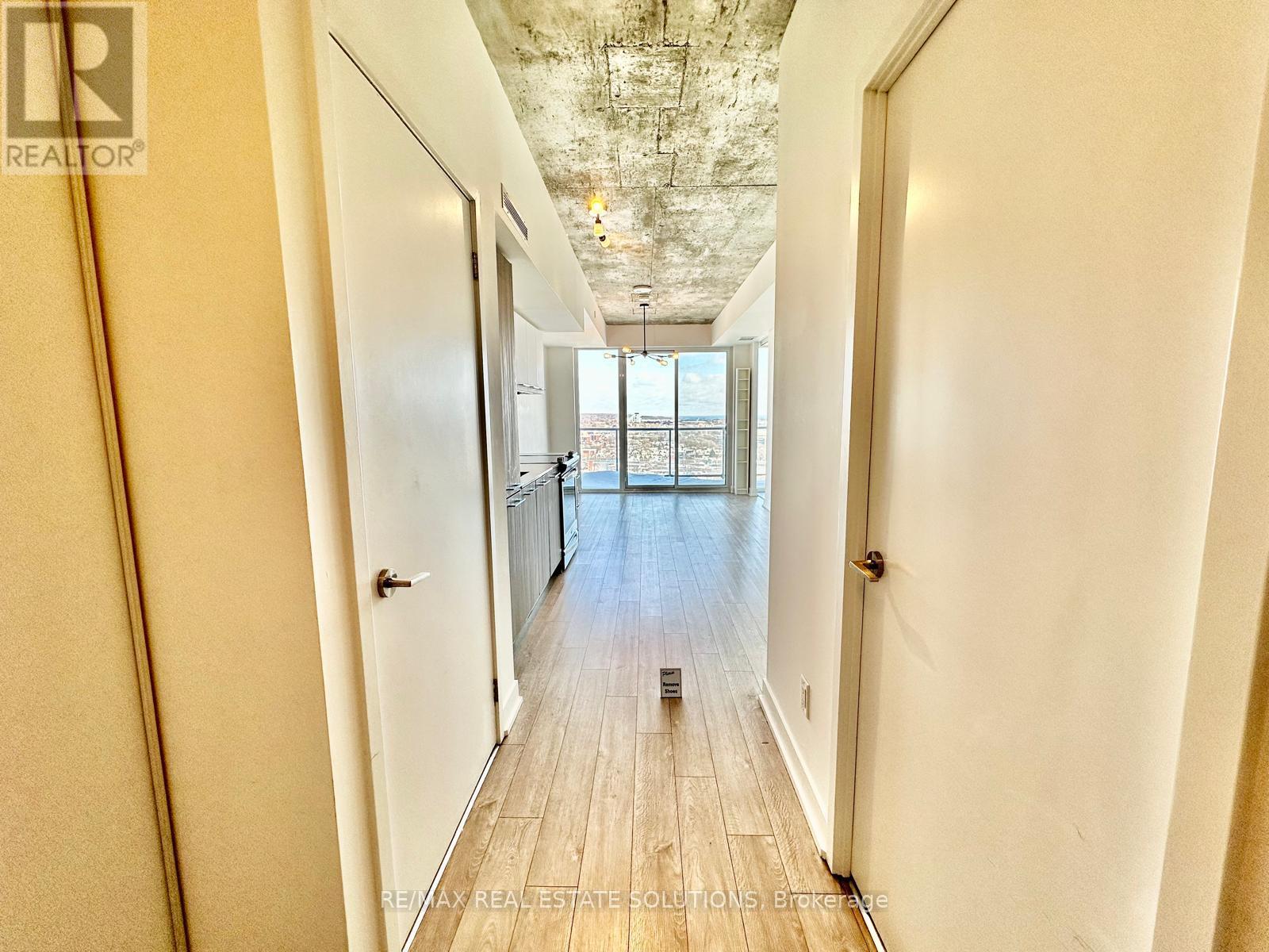 1703 - 15 Baseball Place, Toronto, Ontario  M4M 0E6 - Photo 4 - E12743478