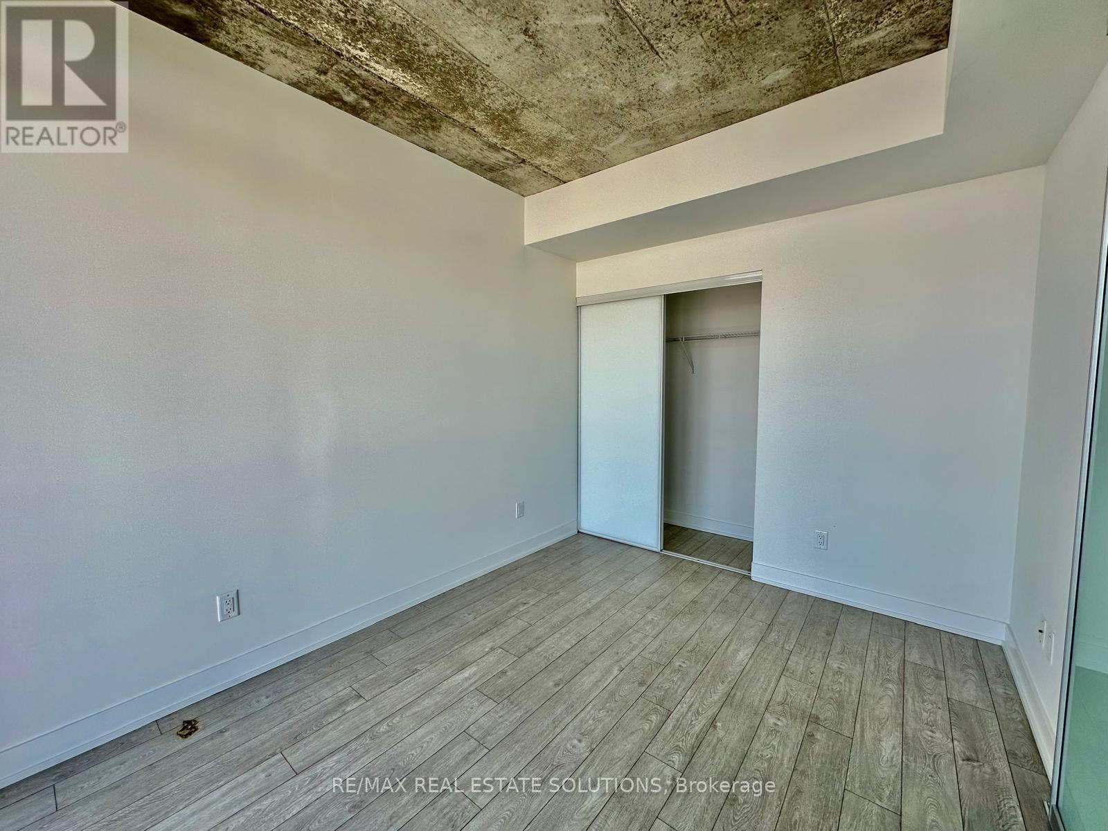 1703 - 15 Baseball Place, Toronto, Ontario  M4M 0E6 - Photo 6 - E12743478