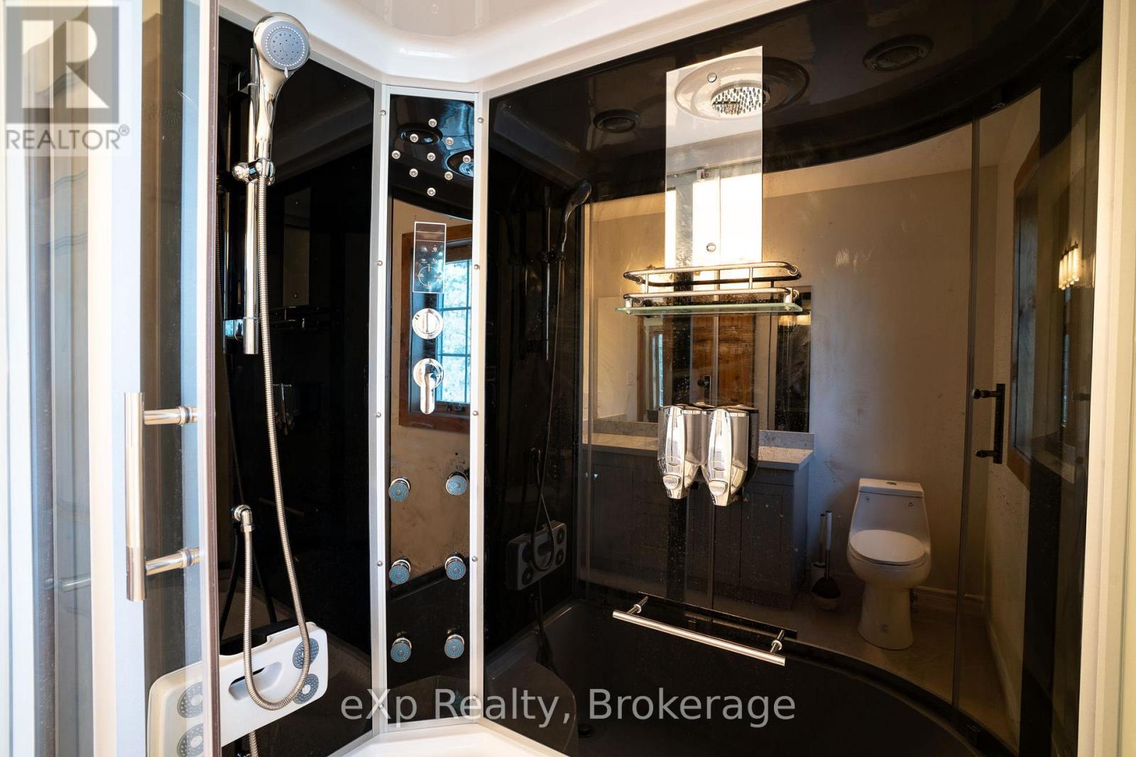 35 Keefer Street, Dysart Et Al, Ontario  K0M 1S0 - Photo 20 - X12458045