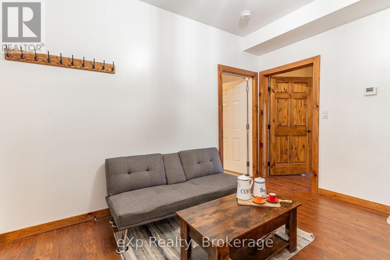 35 Keefer Street, Dysart Et Al, Ontario  K0M 1S0 - Photo 29 - X12458045