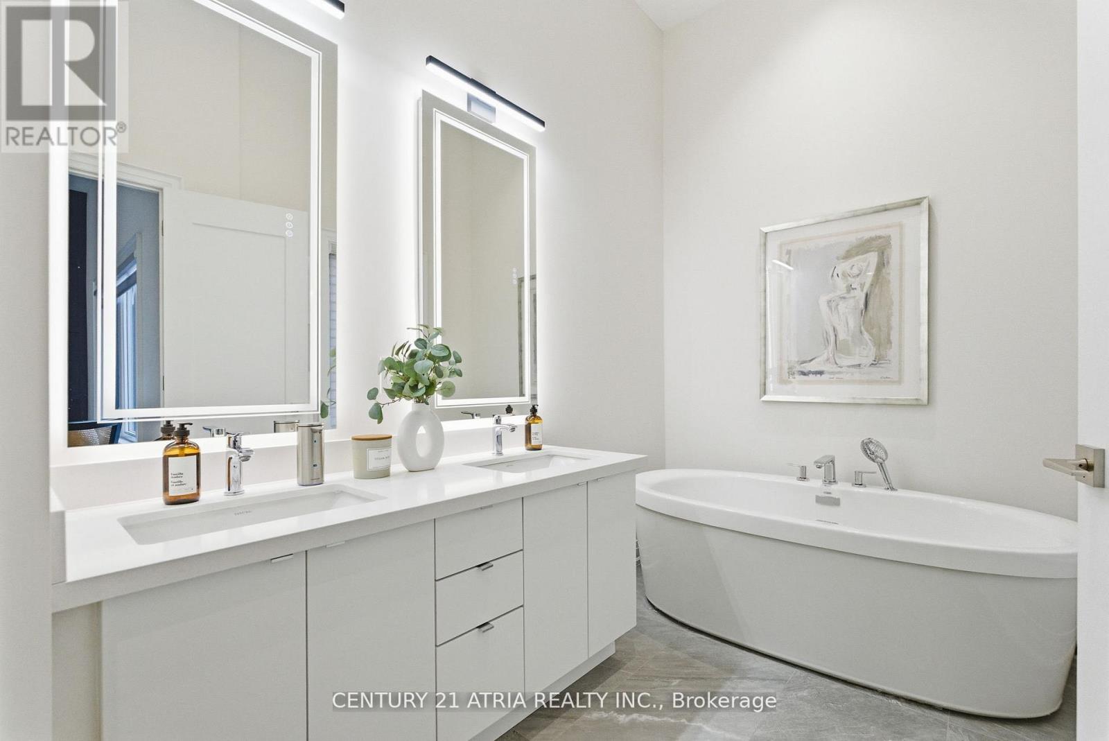 9404 Bayview Avenue, Richmond Hill, Ontario  L4C 4Z2 - Photo 28 - N12743442