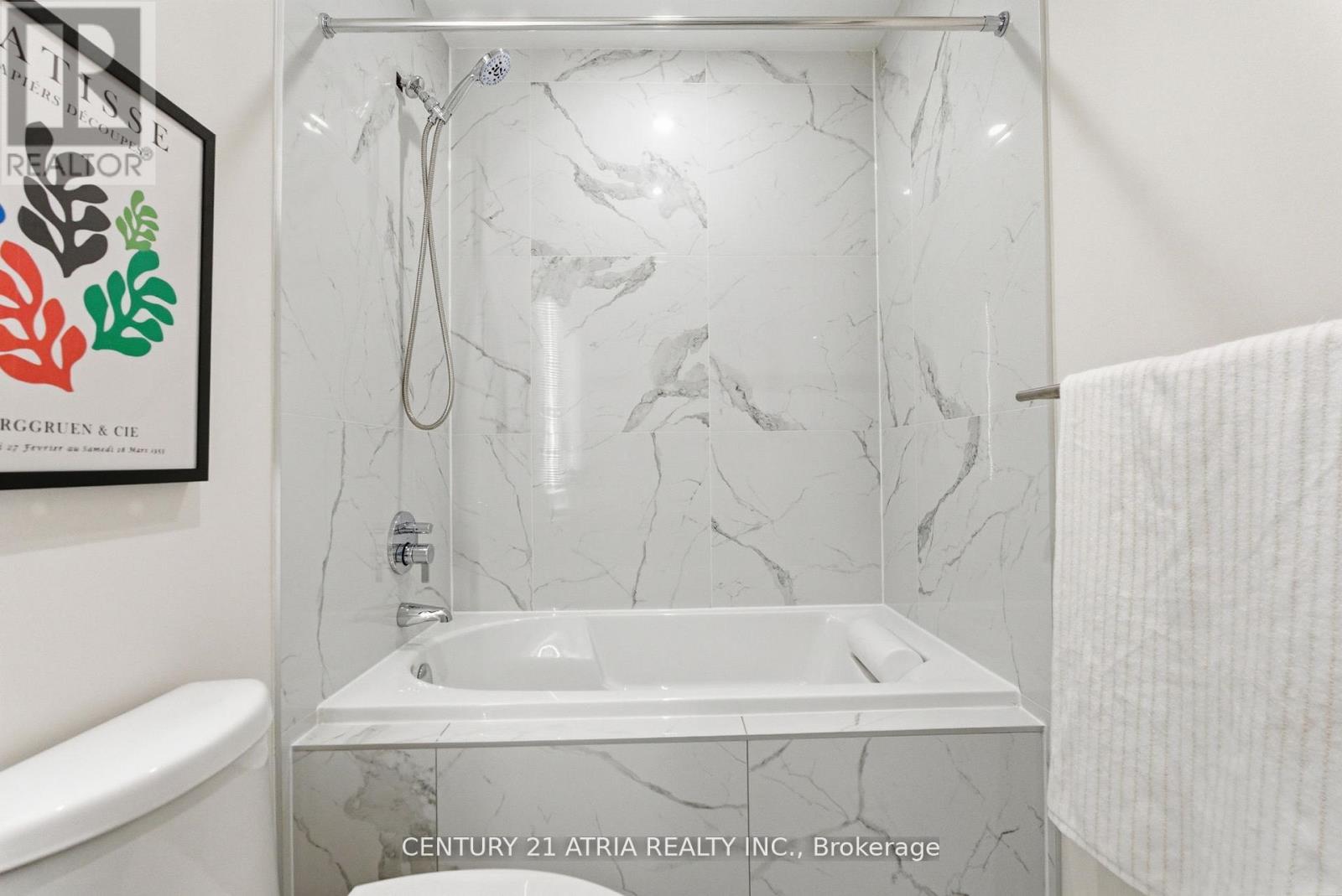 9404 Bayview Avenue, Richmond Hill, Ontario  L4C 4Z2 - Photo 29 - N12743442