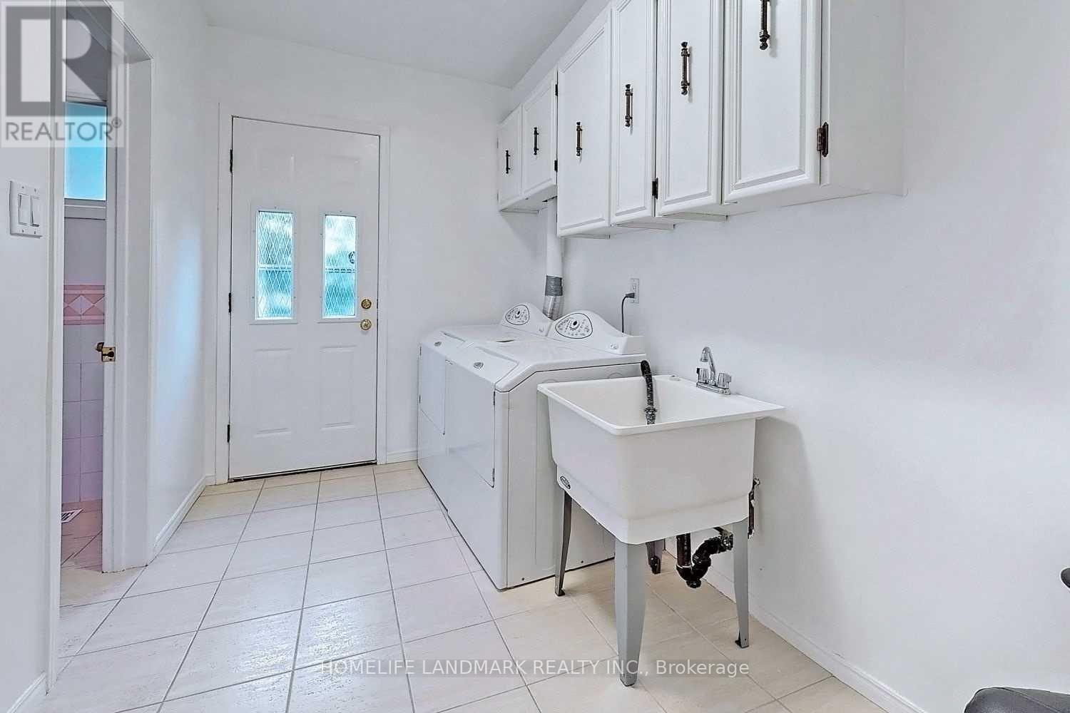 117 Clansman Boulevard, Toronto, Ontario  M2H 1Y2 - Photo 18 - C12677050