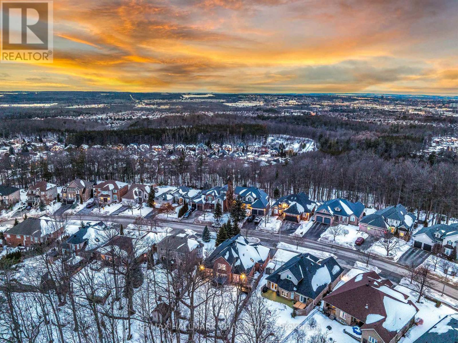 18 Cumming Drive, Barrie, Ontario L4N 8H6 - Photo 44 - S12739934