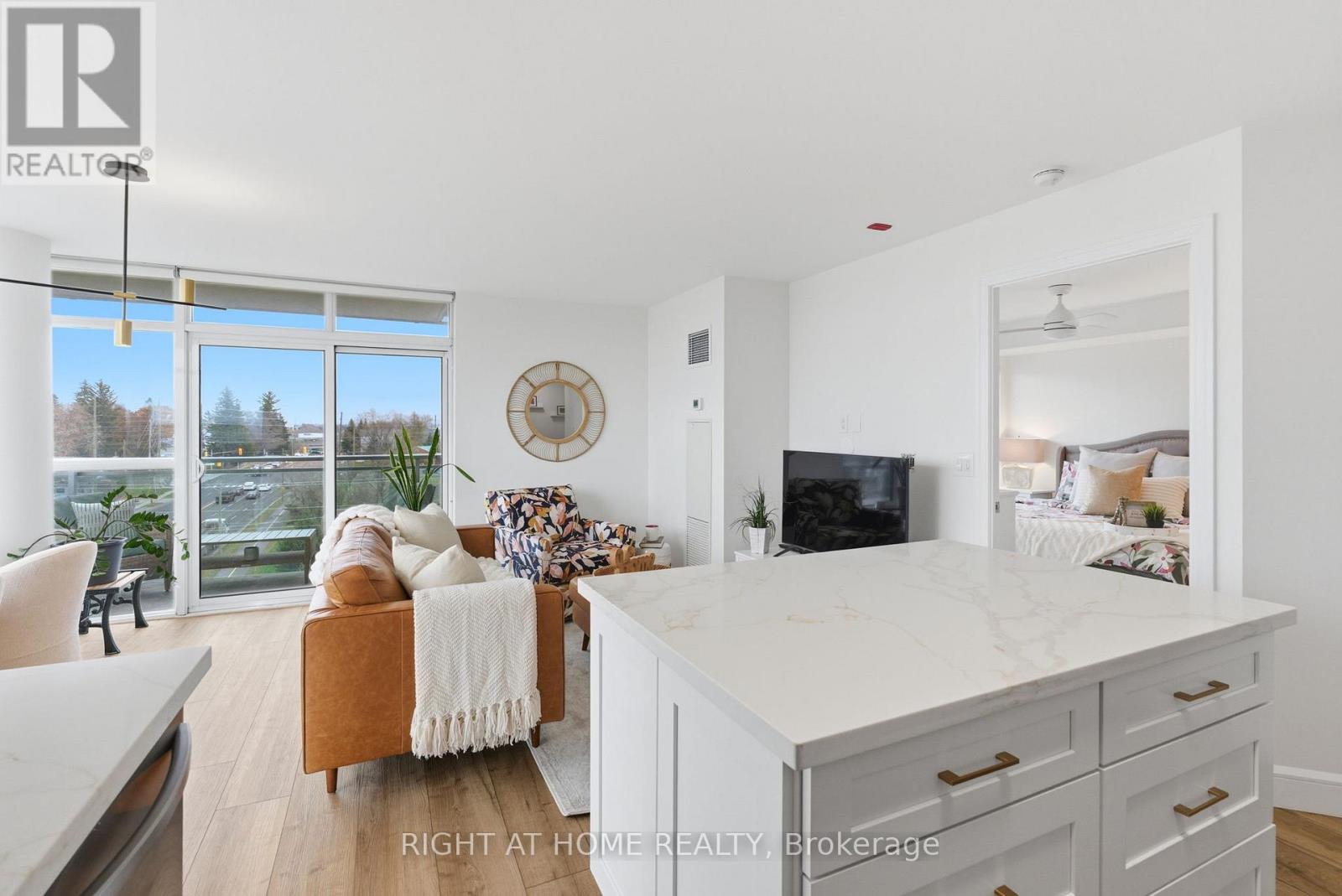 711 - 1600 Charles Street, Whitby, Ontario  L1N 0G4 - Photo 13 - E12740600