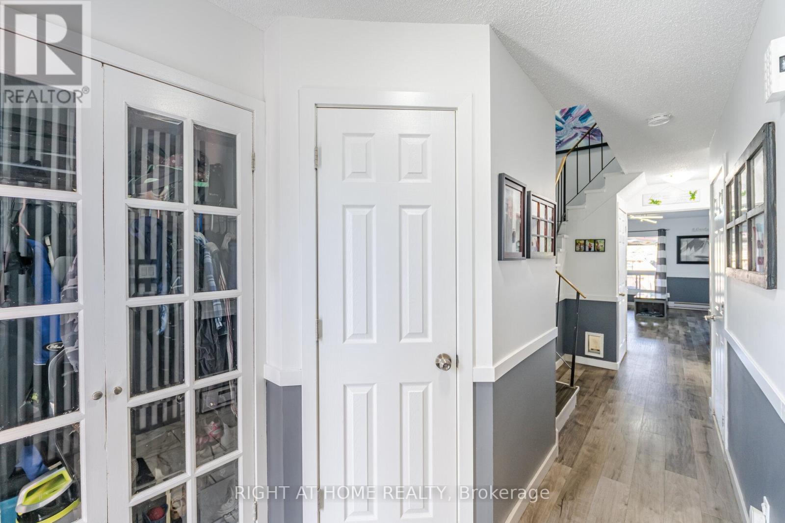 16 - 100 Century Drive, Orangeville, Ontario  L9W 4L2 - Photo 4 - W12743444