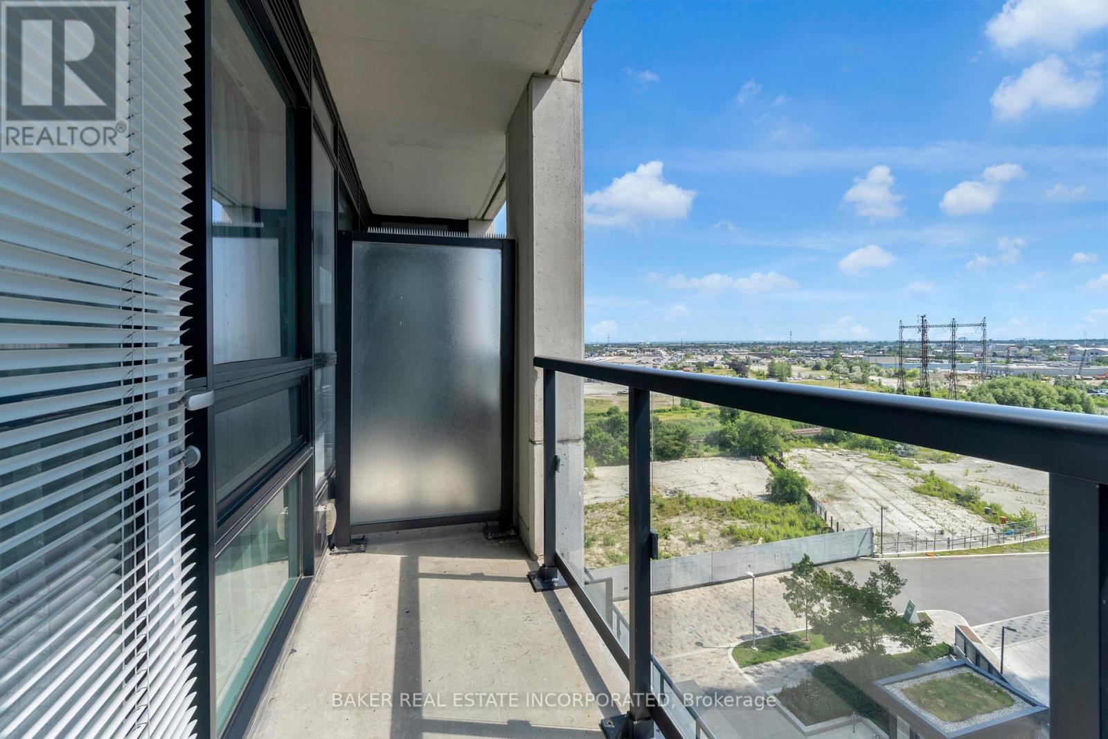 701 - 20 Thomas Riley Road W, Toronto, Ontario  M9B 0C3 - Photo 17 - W12743458