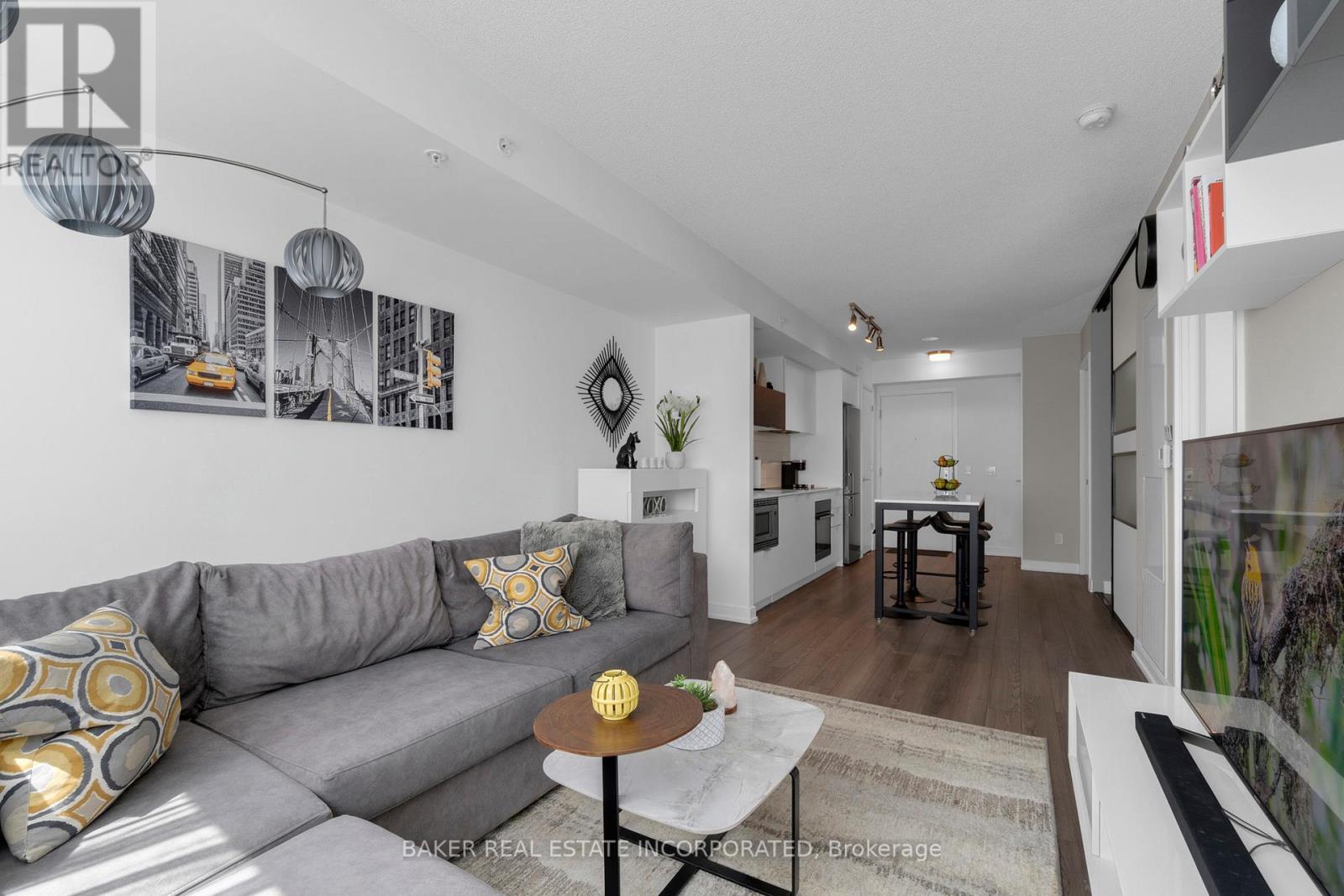 701 - 20 Thomas Riley Road W, Toronto, Ontario  M9B 0C3 - Photo 8 - W12743458