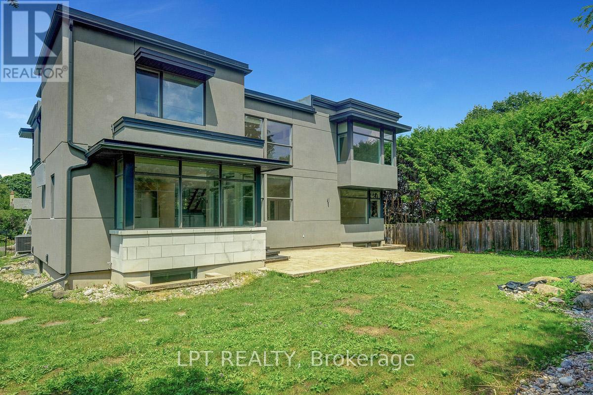 298 Crestview Road, Ottawa, Ontario K1H 5G6 - Photo 48 - X12612598