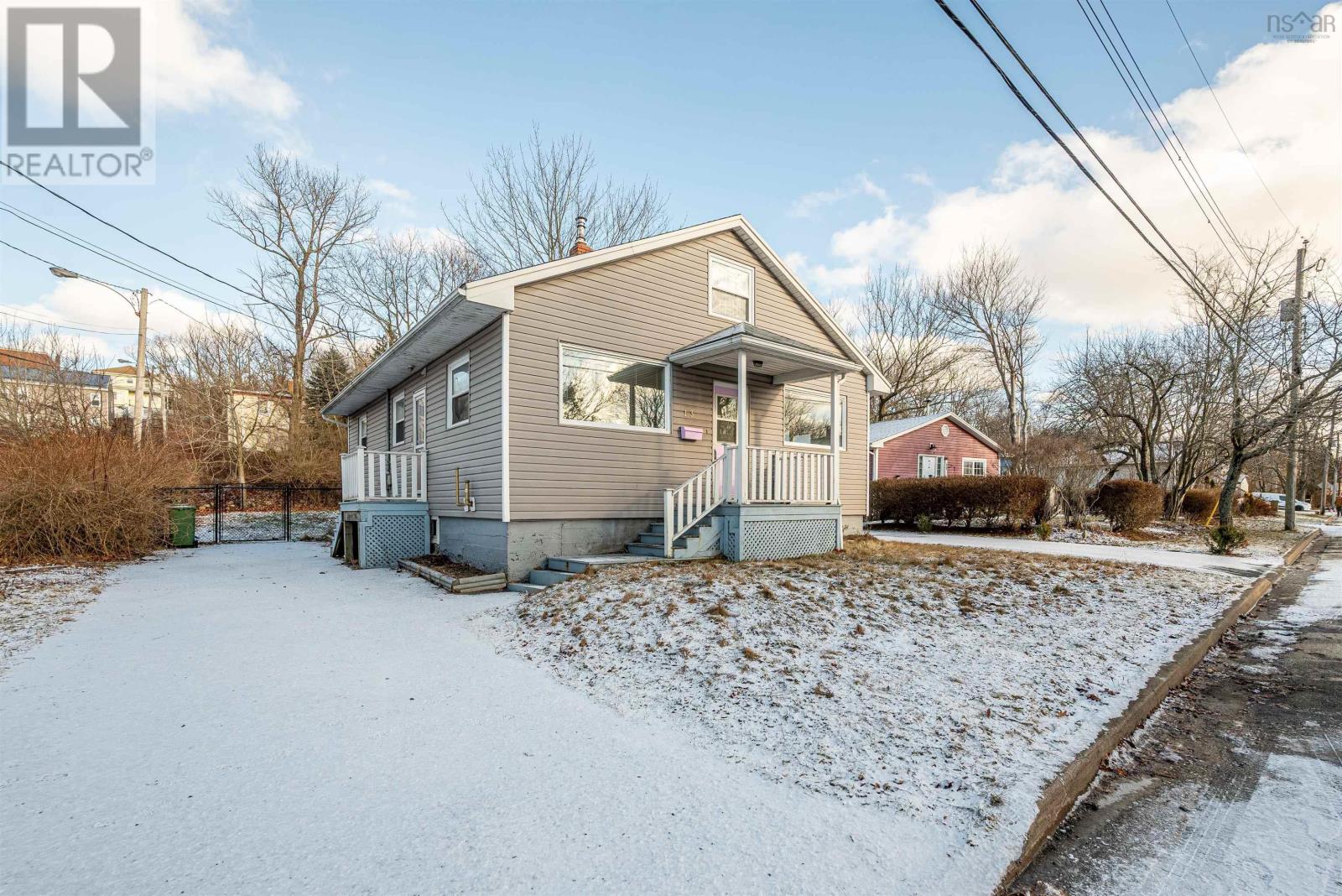 13 Franklyn Street, Dartmouth, Nova Scotia