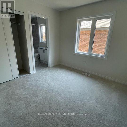 21 Prince Philip Boulevard, North Dumfries, Ontario  N0B 1E0 - Photo 10 - X12743484