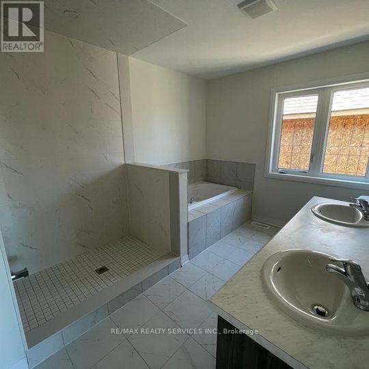 21 Prince Philip Boulevard, North Dumfries, Ontario  N0B 1E0 - Photo 8 - X12743484