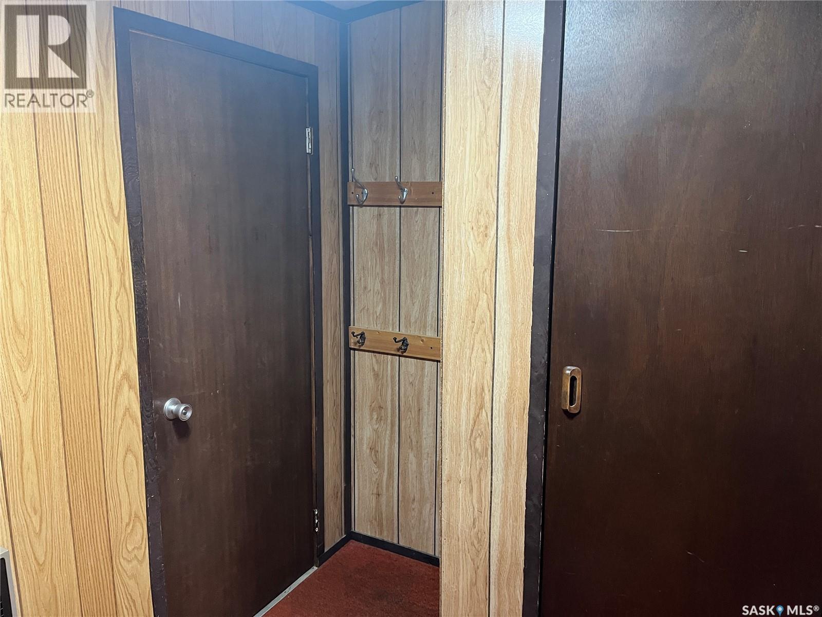 210 Main Street, Francis, Saskatchewan  S0G 1V0 - Photo 9 - SK027701