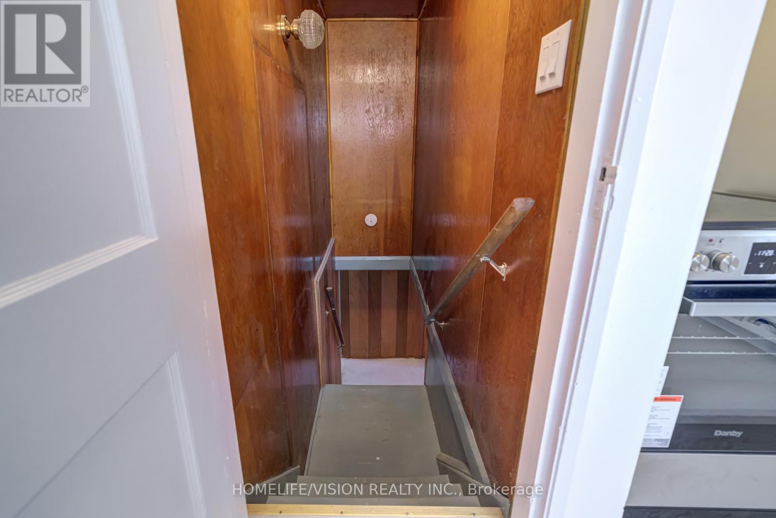 133 Mary Street E, Whitby, Ontario  L1N 2P3 - Photo 34 - E12743446