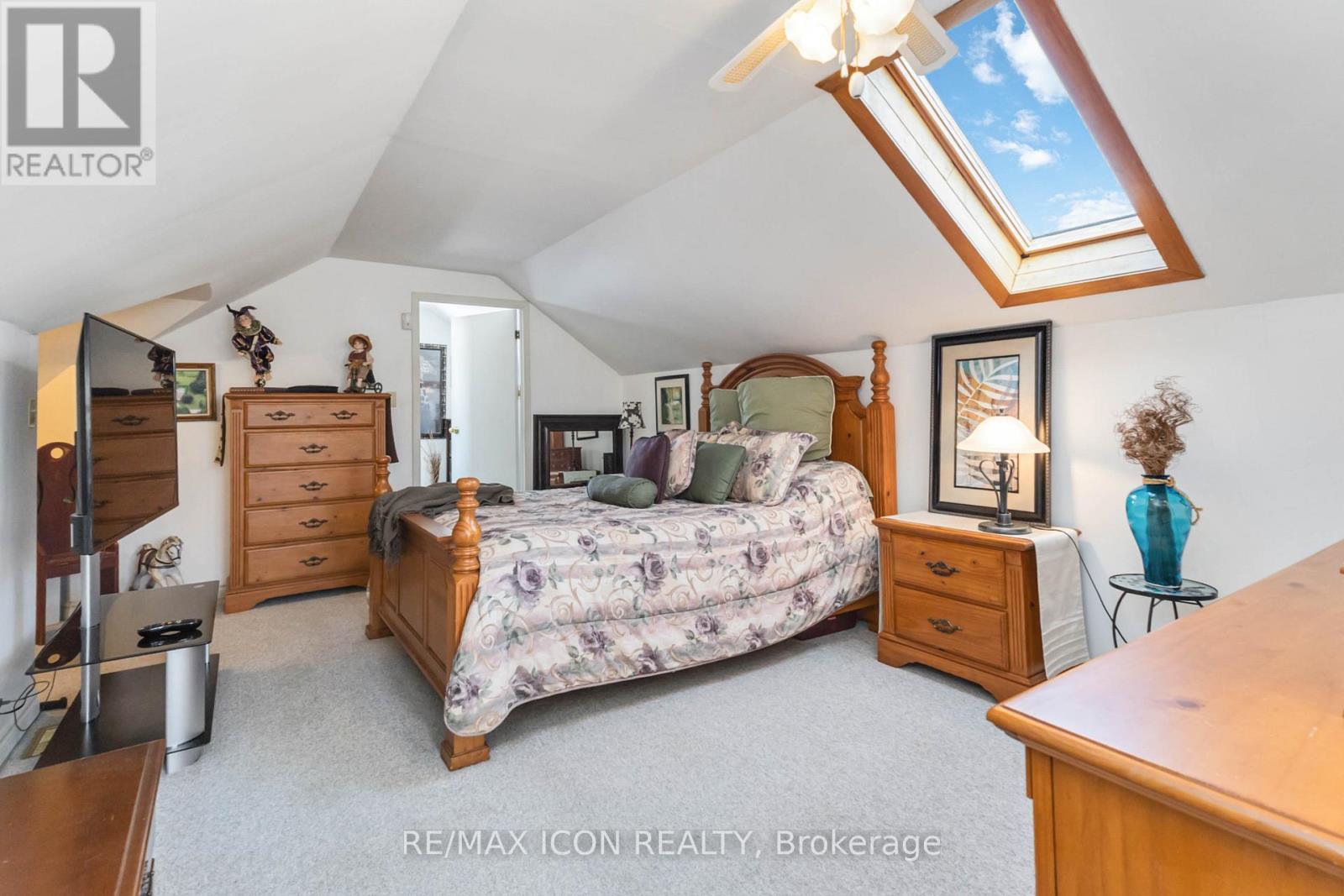 Photo 26 of 37 for 178 Highbury Avenue N