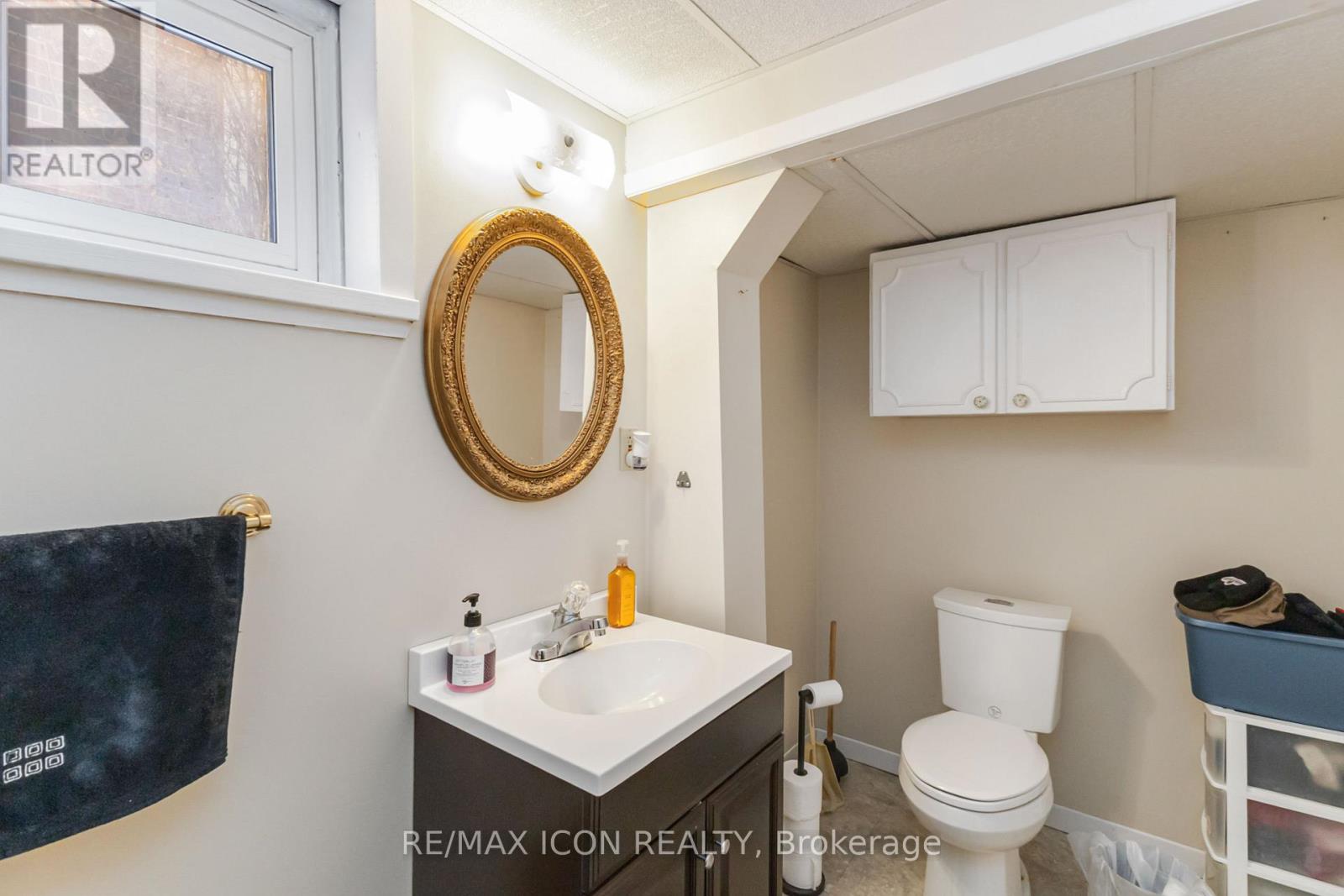 Photo 33 of 37 for 178 Highbury Avenue N