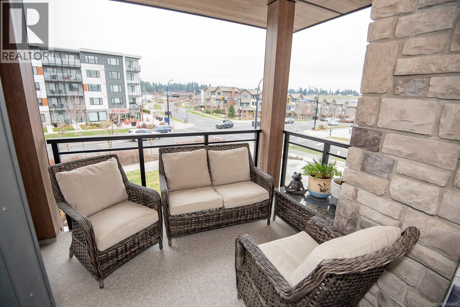 300 3564a Ryder Hesjedal Way, Colwood, British Columbia V9C 0V3 - Photo 24 - 1024465