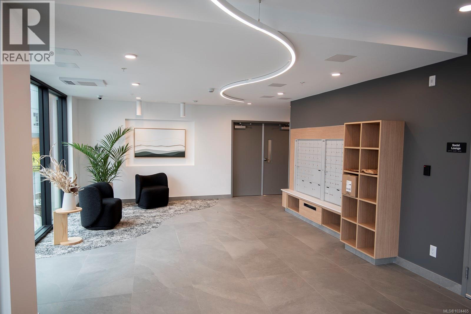 300 3564a Ryder Hesjedal Way, Colwood, British Columbia V9C 0V3 - Photo 3 - 1024465