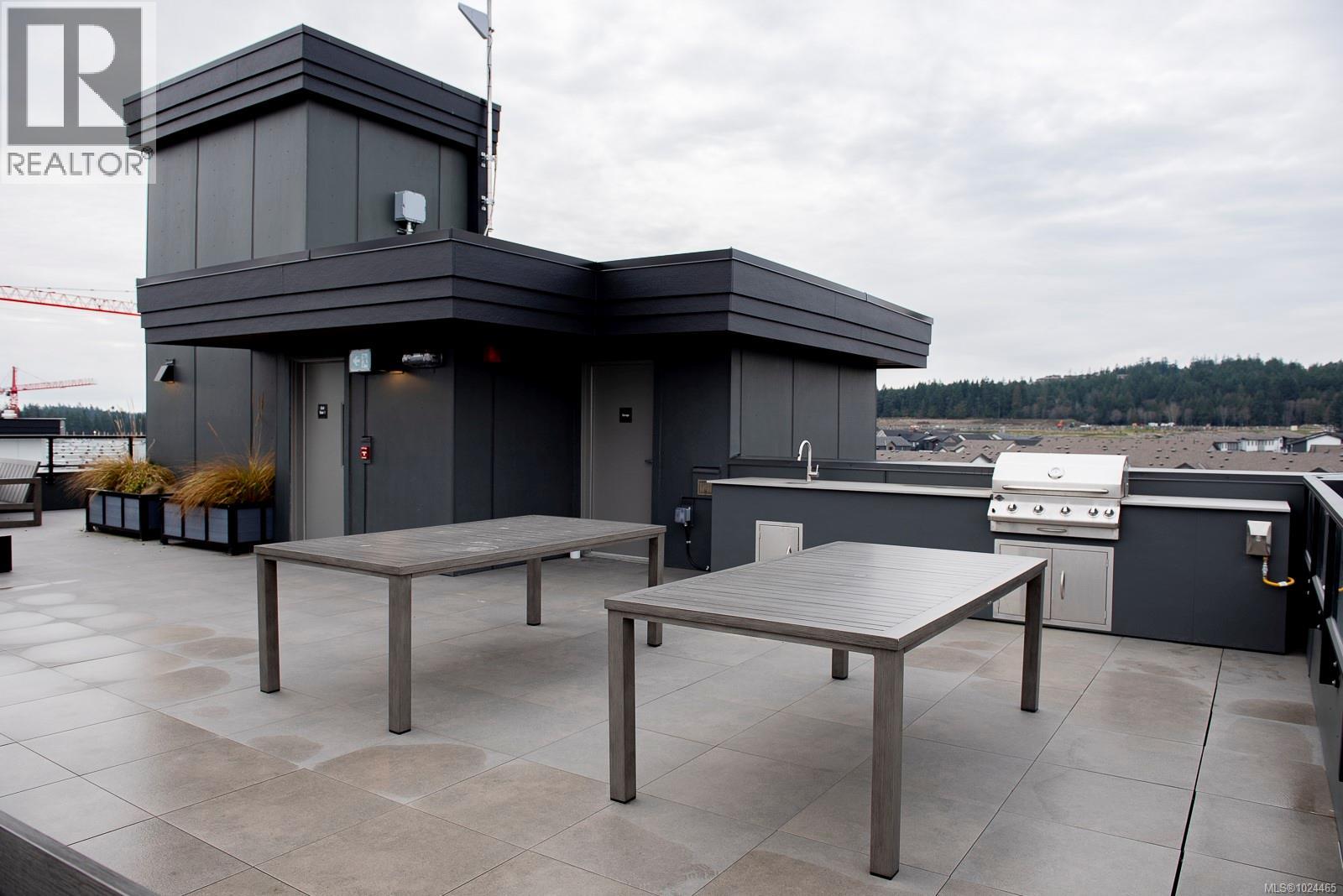 300 3564a Ryder Hesjedal Way, Colwood, British Columbia V9C 0V3 - Photo 38 - 1024465