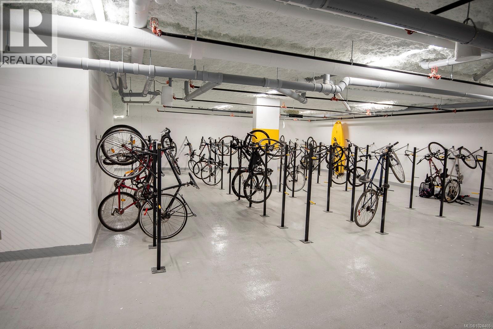 300 3564a Ryder Hesjedal Way, Colwood, British Columbia V9C 0V3 - Photo 46 - 1024465