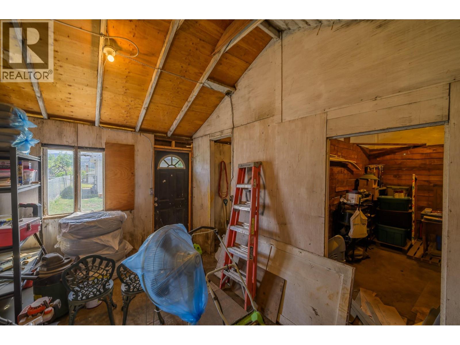 1040 Moncton Avenue, Kamloops, British Columbia  V2B 1S4 - Photo 21 - 10374430