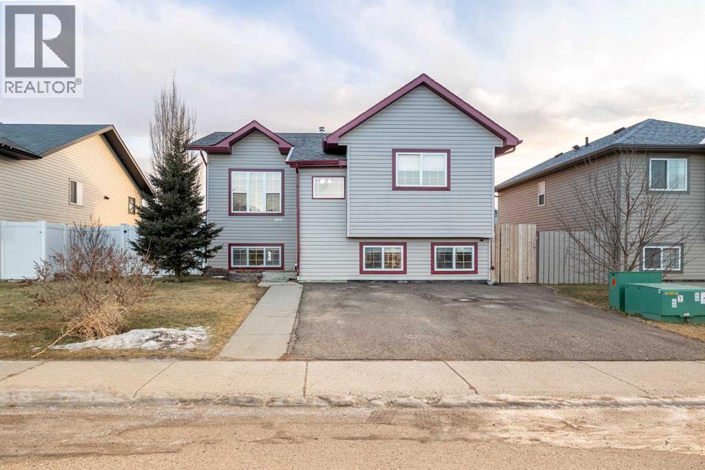 263 Upland Avenue, Brooks, Alberta