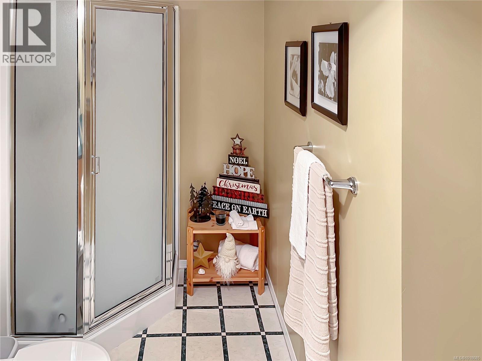 106 1320 Henry Rd, Courtenay, British Columbia  V9J 1L0 - Photo 8 - 1018685