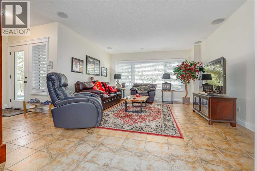 462 Crystal Green Manor, Okotoks, Alberta  T1S 0A3 - Photo 21 - A2260965