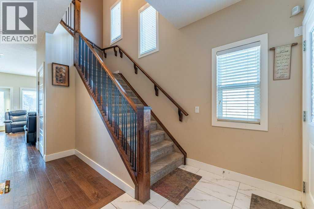 1241 Westmount Drive, Strathmore, Alberta  T1Y 1Y6 - Photo 3 - A2272218