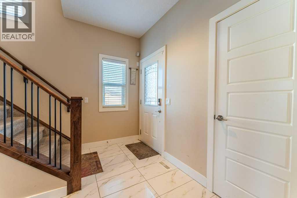 1241 Westmount Drive, Strathmore, Alberta  T1Y 1Y6 - Photo 2 - A2272218