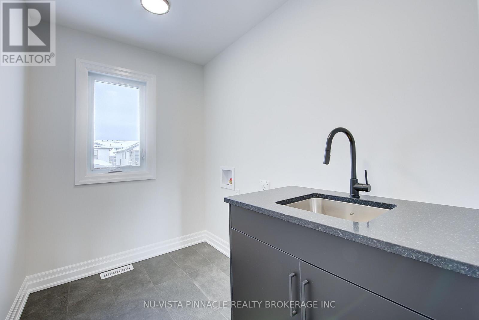 6505 Heathwoods Avenue, London South, Ontario  N6P 1P9 - Photo 34 - X12743556