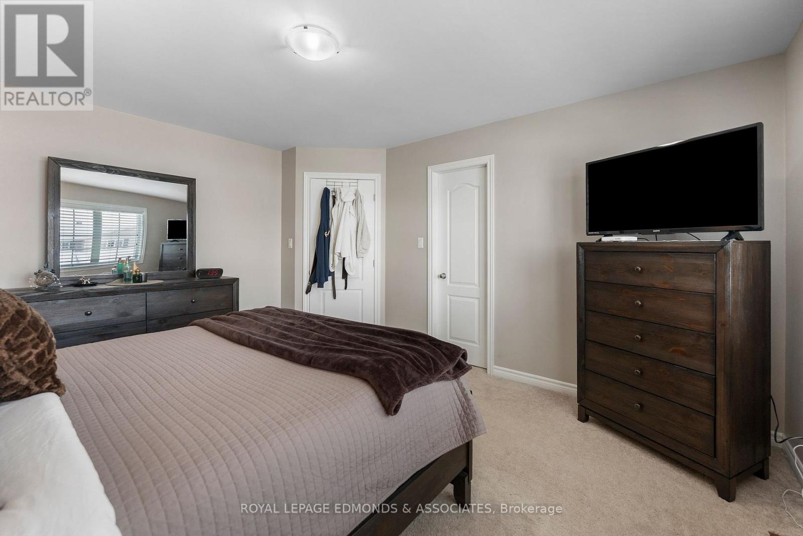 27 Winston Avenue, Petawawa, Ontario K8H 0C1 - Photo 20 - X12743540