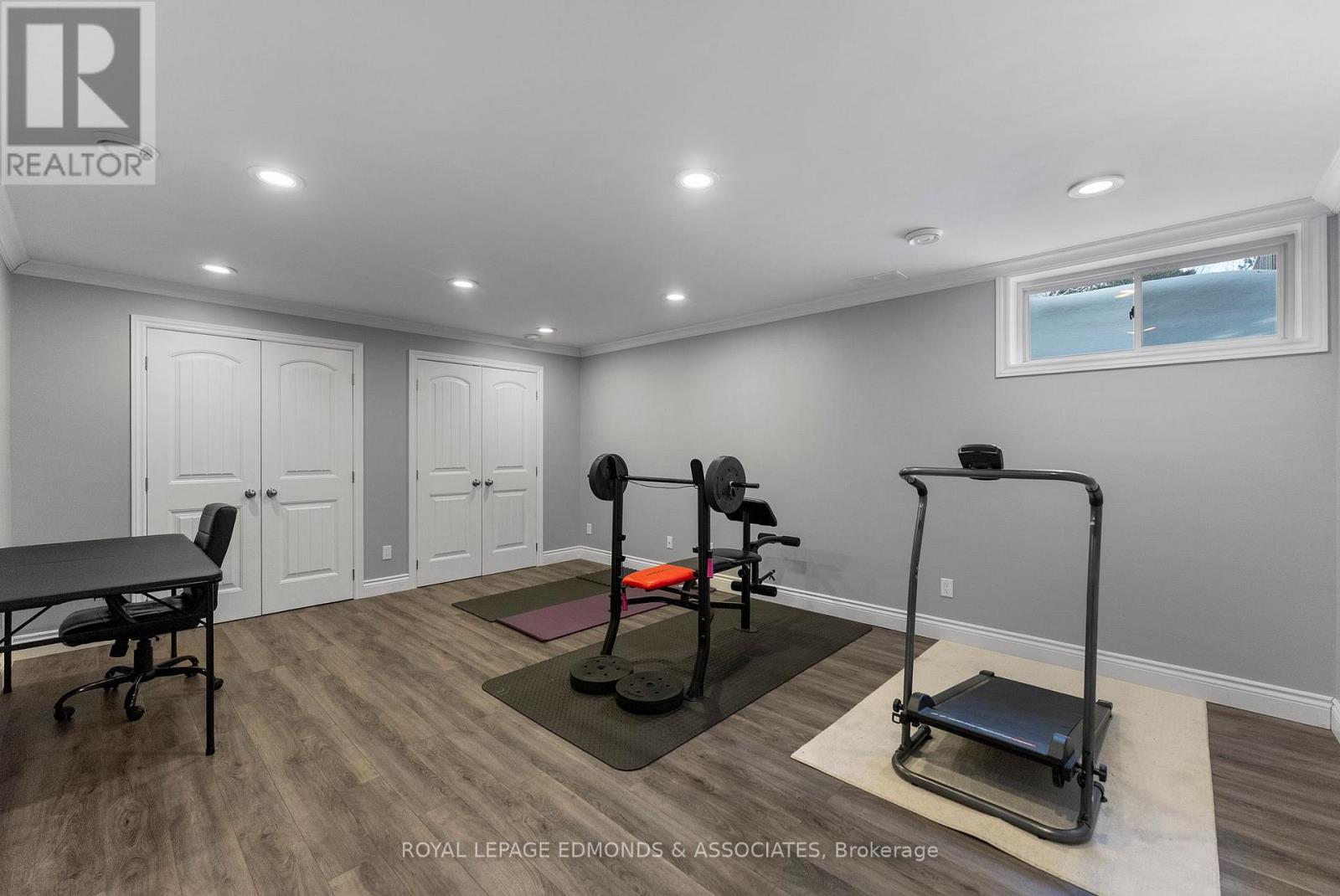 27 Winston Avenue, Petawawa, Ontario K8H 0C1 - Photo 27 - X12743540