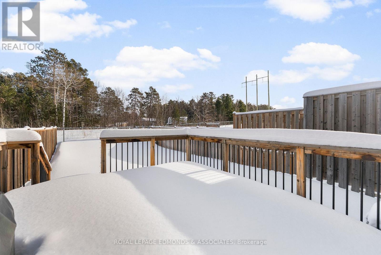 27 Winston Avenue, Petawawa, Ontario K8H 0C1 - Photo 29 - X12743540