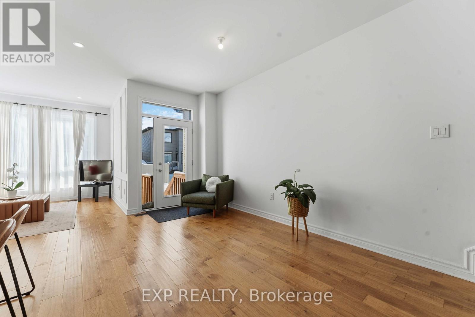 838 Clapham Terrace, Ottawa, Ontario K2S 2N8 - Photo 19 - X12743526