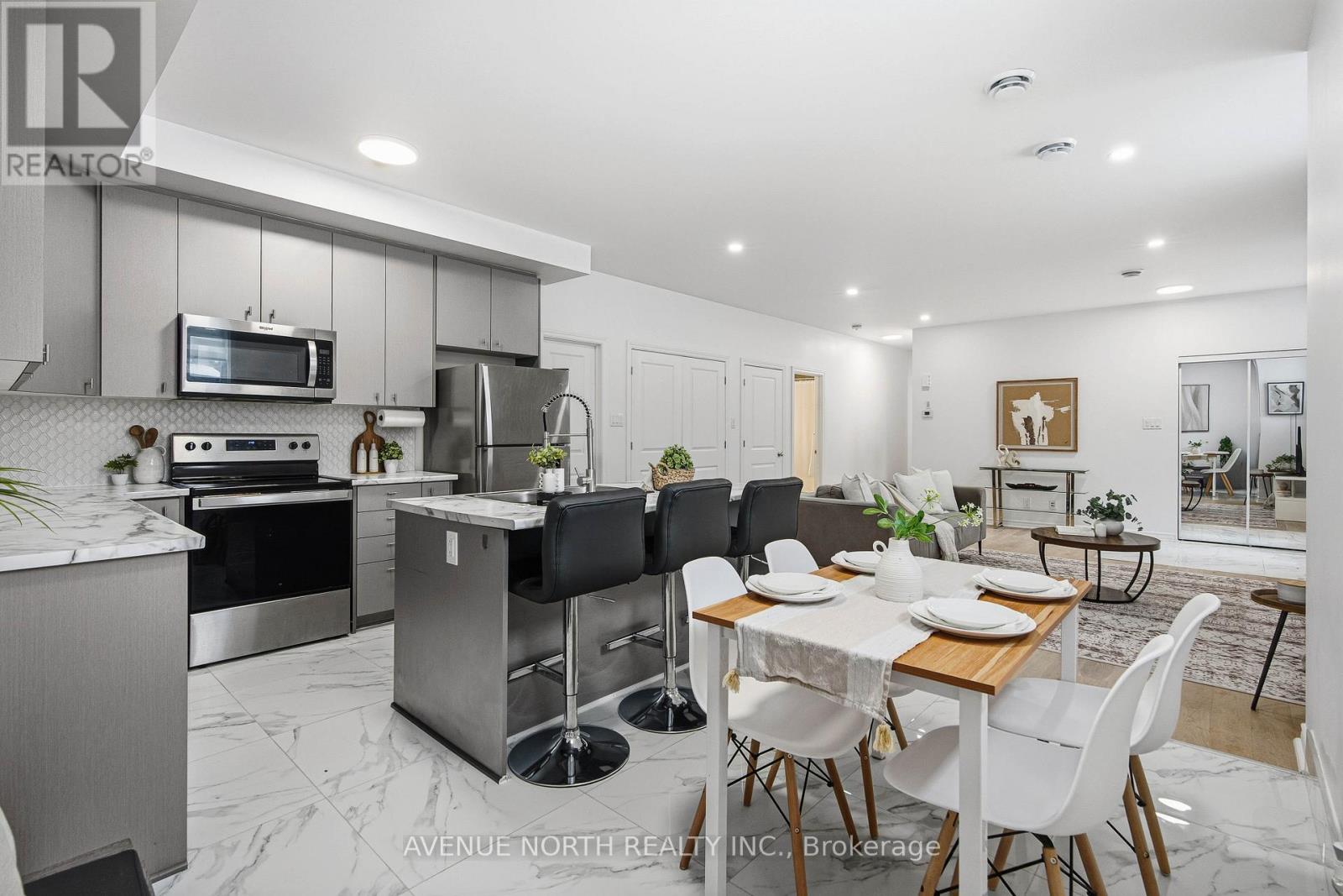 Unit J - 725 Dearborn Private, Ottawa, Ontario K1T 0W4 - Photo 14 - X12743574