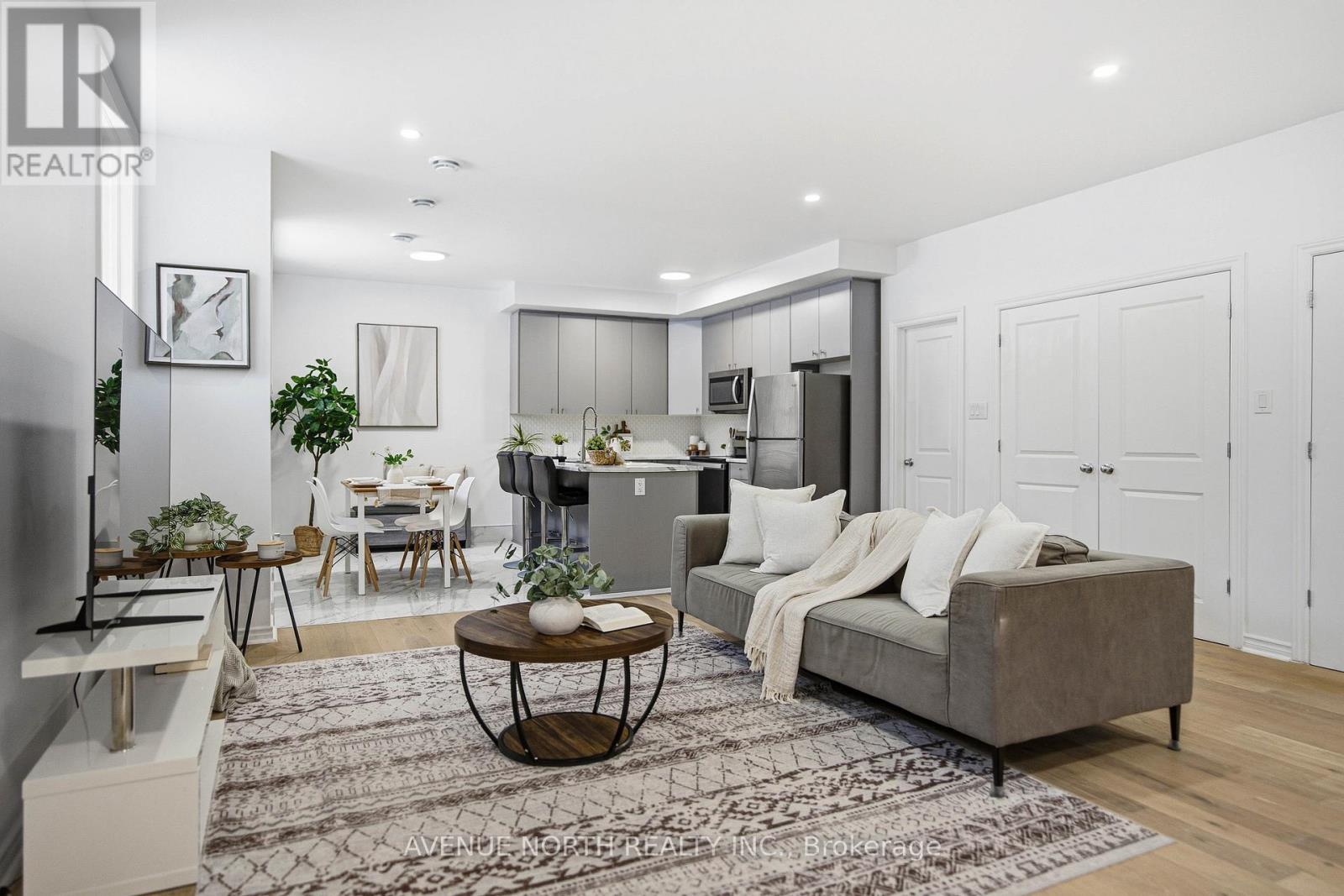 Unit J - 725 Dearborn Private, Ottawa, Ontario K1T 0W4 - Photo 9 - X12743574