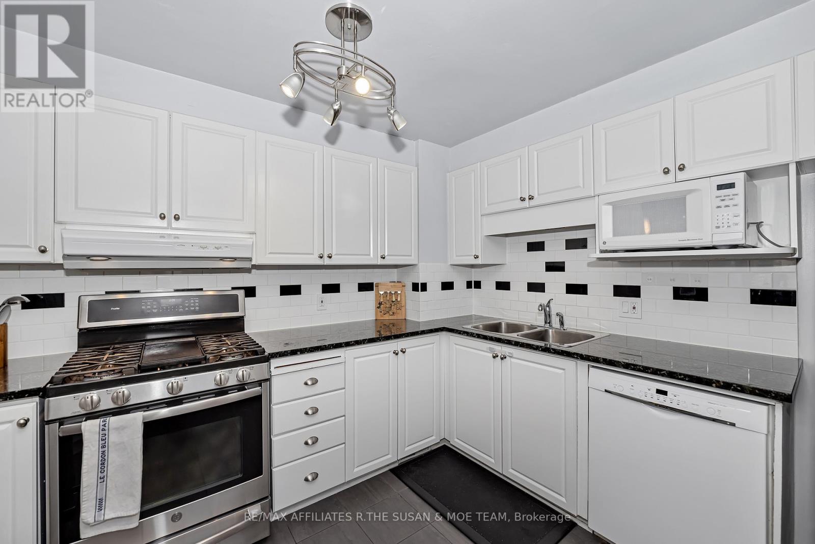 52 Kenmare Place, Ottawa, Ontario K2J 3L9 - Photo 14 - X12743604