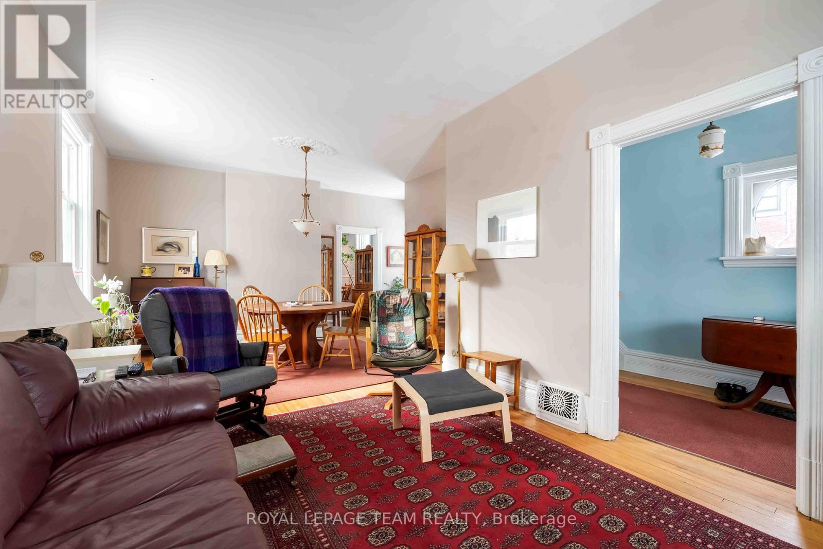 56 Grosvenor Avenue, Ottawa, Ontario K1S 4S2 - Photo 5 - X12743608