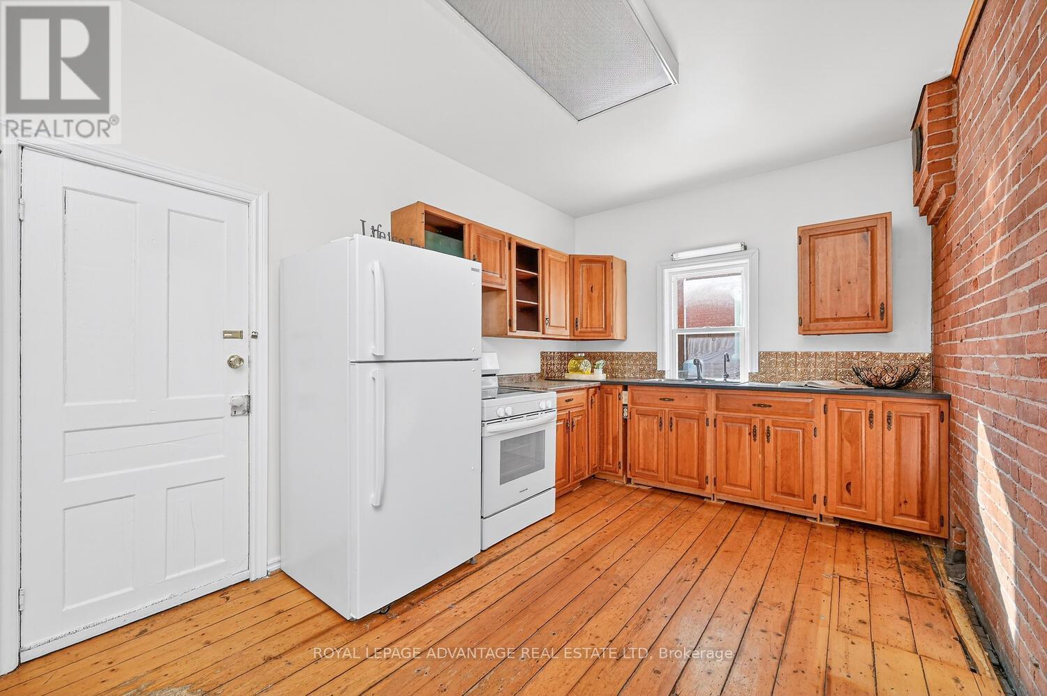 73 Russell Street E, Smiths Falls, Ontario K7A 1G5 - Photo 14 - X12743578