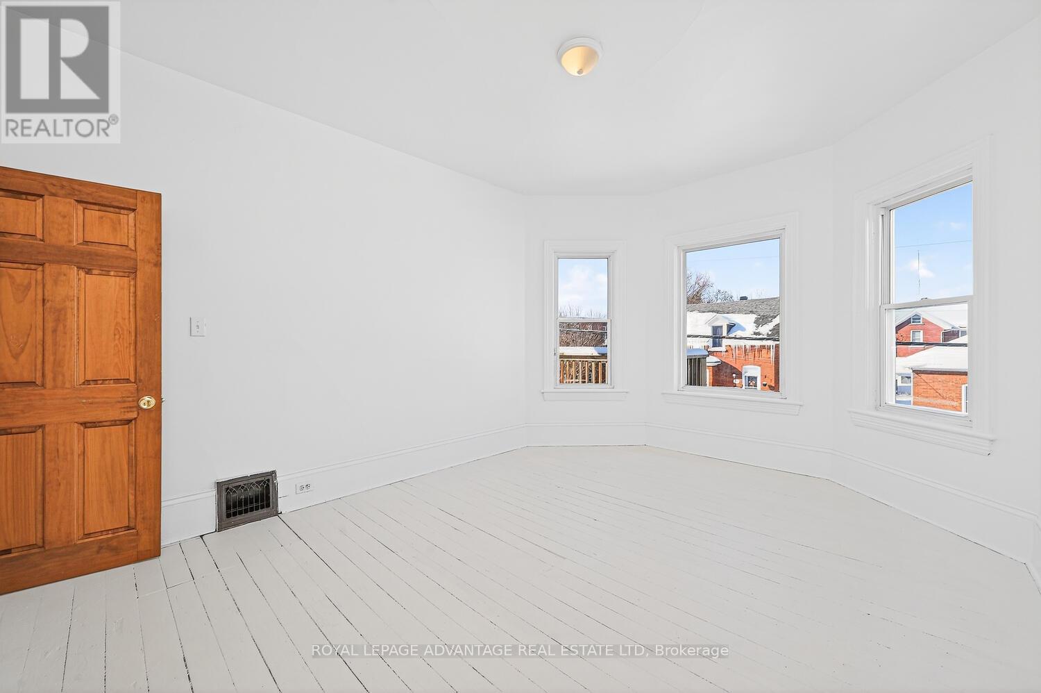 73 Russell Street E, Smiths Falls, Ontario K7A 1G5 - Photo 30 - X12743578