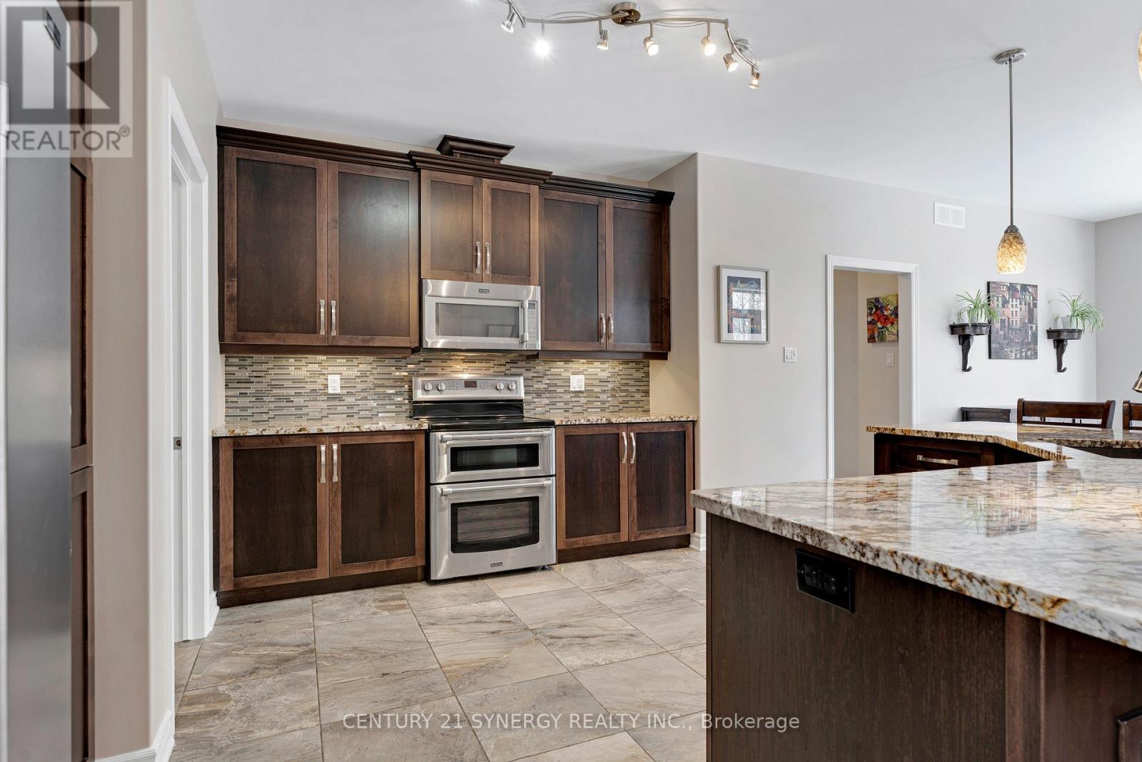 111 Facchin Drive, Beckwith, Ontario K7C 0G6 - Photo 11 - X12743690