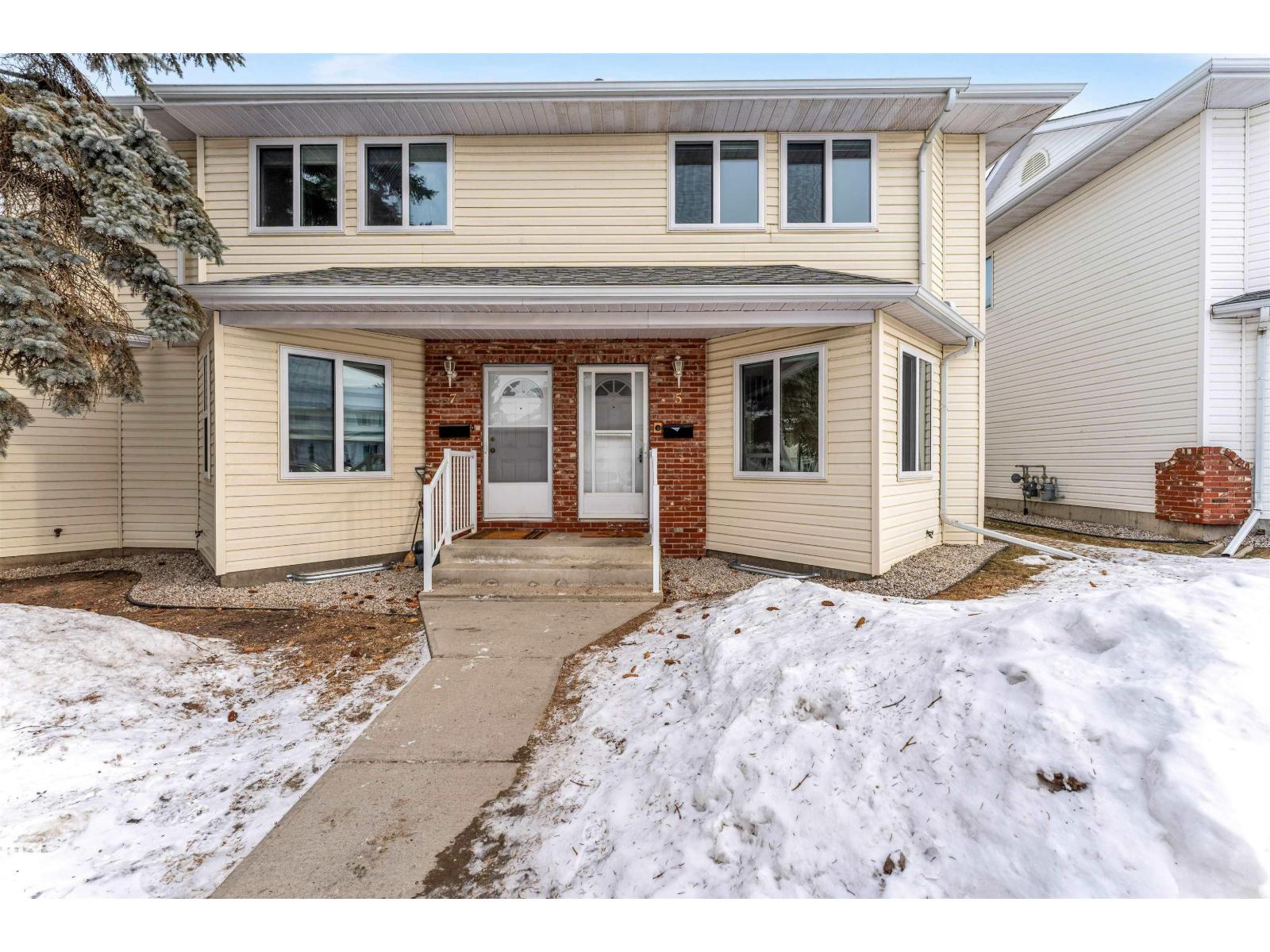 #5 1033 Youville Dr W Nw, Edmonton, Alberta T6L 6V9 - Photo 2 - E4471663