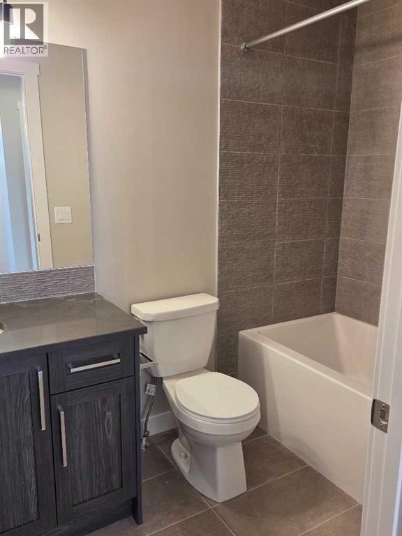 105 Cobbestone Gate Sw, Airdrie, Alberta  T4B 0R7 - Photo 18 - A2274503